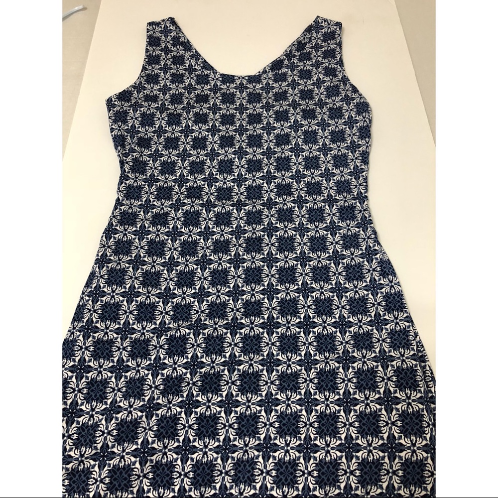 SALES ❗️Sleeveless Navy White Maxi Dress - Picture 6 of 7